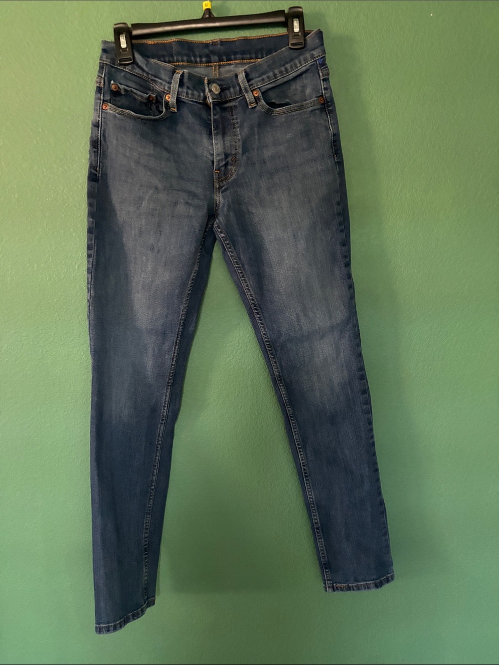 Levi's Men's Skinny Jeans in Medium Blue Wash